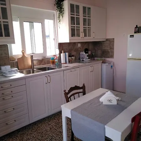 House On The Sea Near Chania Apartment