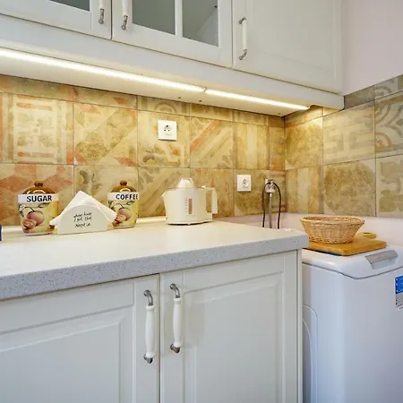 Apartment House On The Sea Near Chania Galatas (Chania)